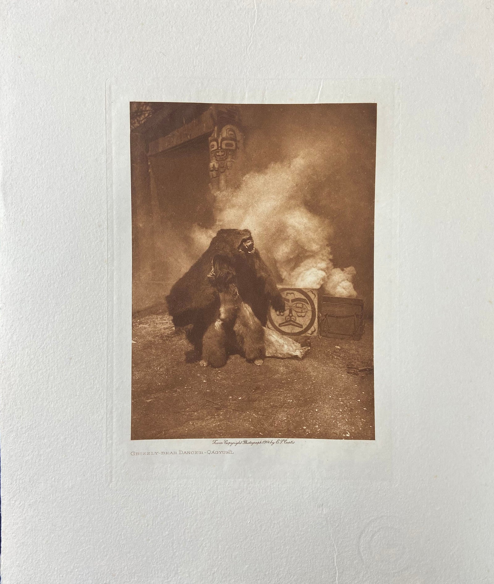 Grizzly Bear Dancer - Qagyuhl