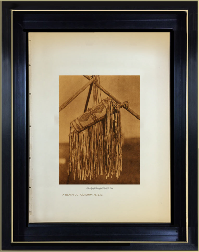 A Blackfoot Ceremonial Bag