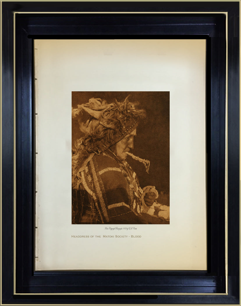 Headdress of the Matoki Society - Blood